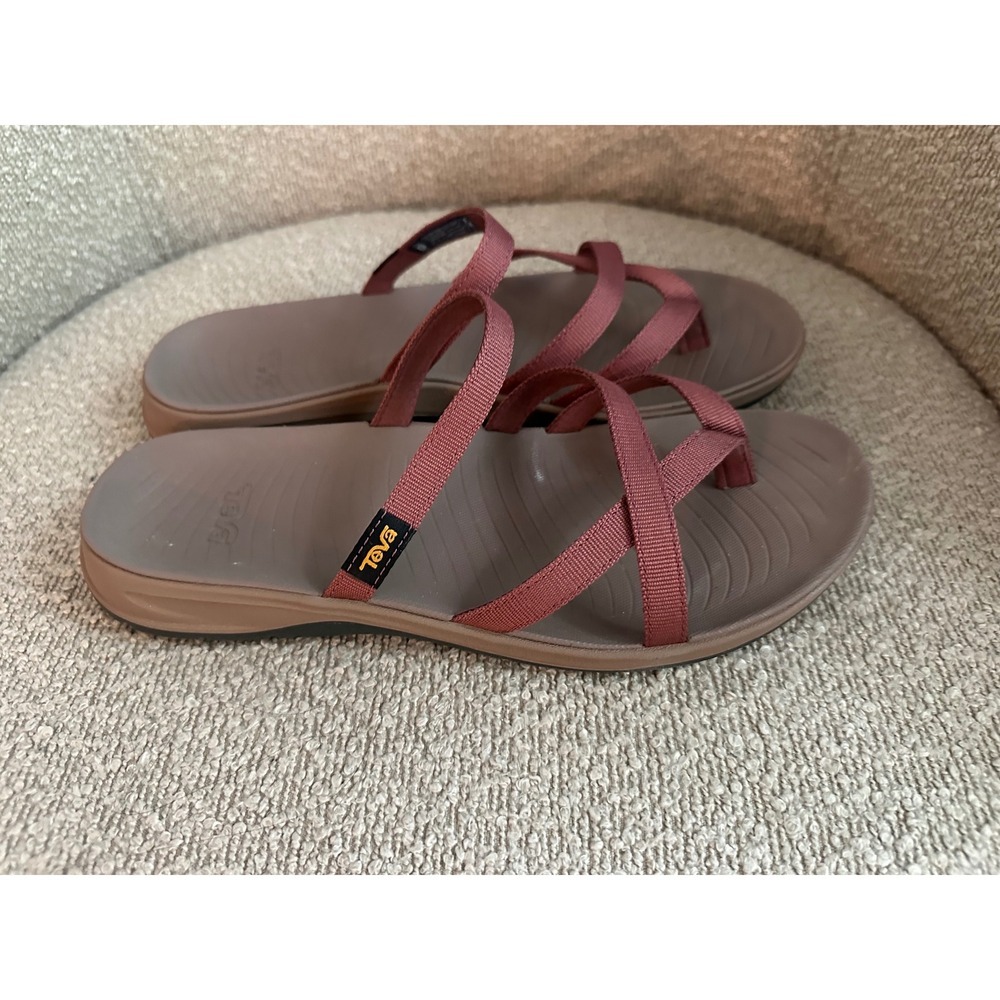 Teva Women's Sandals Rust color NEW